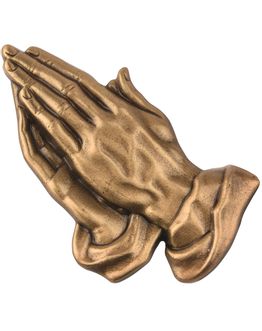 f-c-emblem-hands-h-5x3-2-249705-d.jpg