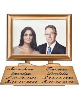 horizontal-frame-with-base-plaque-138201.jpg